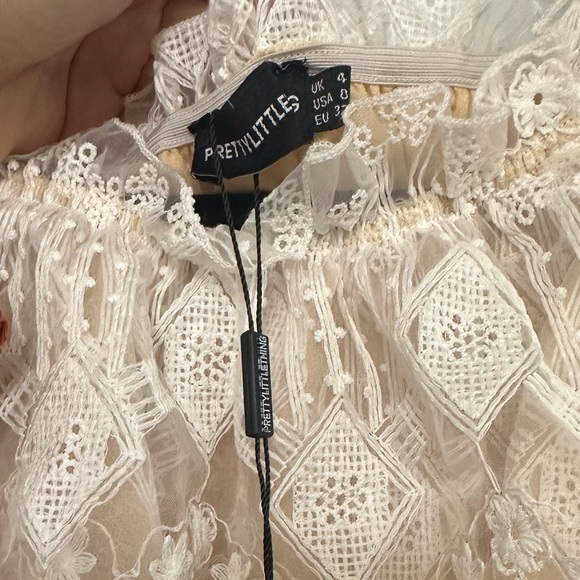 PrettyLittleThing White Lace Bardot Ruffle Tiered Dress - Picture 5 of 5